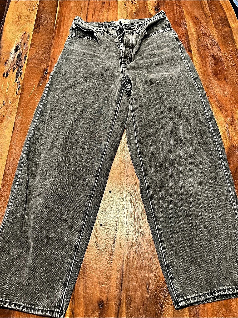 Madewell Straight Leg Jeans in Gray Waist 25